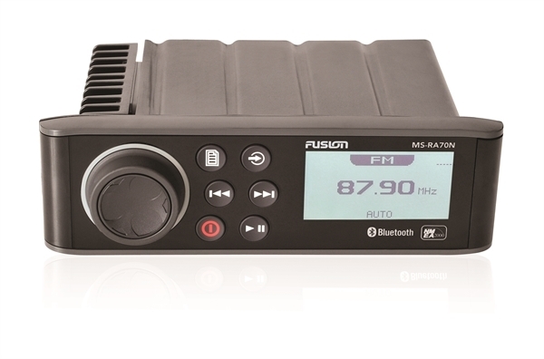Fusion MS-RA70 FM USB Bluetooth