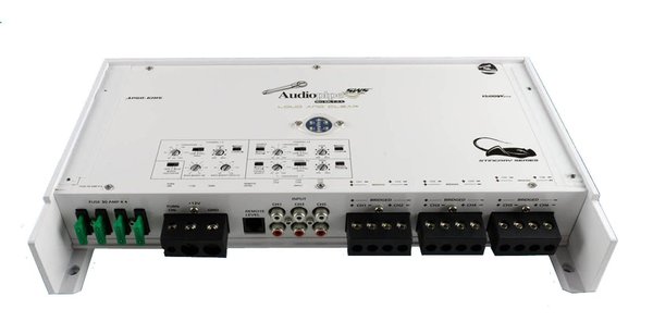 Audiopipe 3000Watt PMPO 1500Watt RMS 6-kanaals versterker